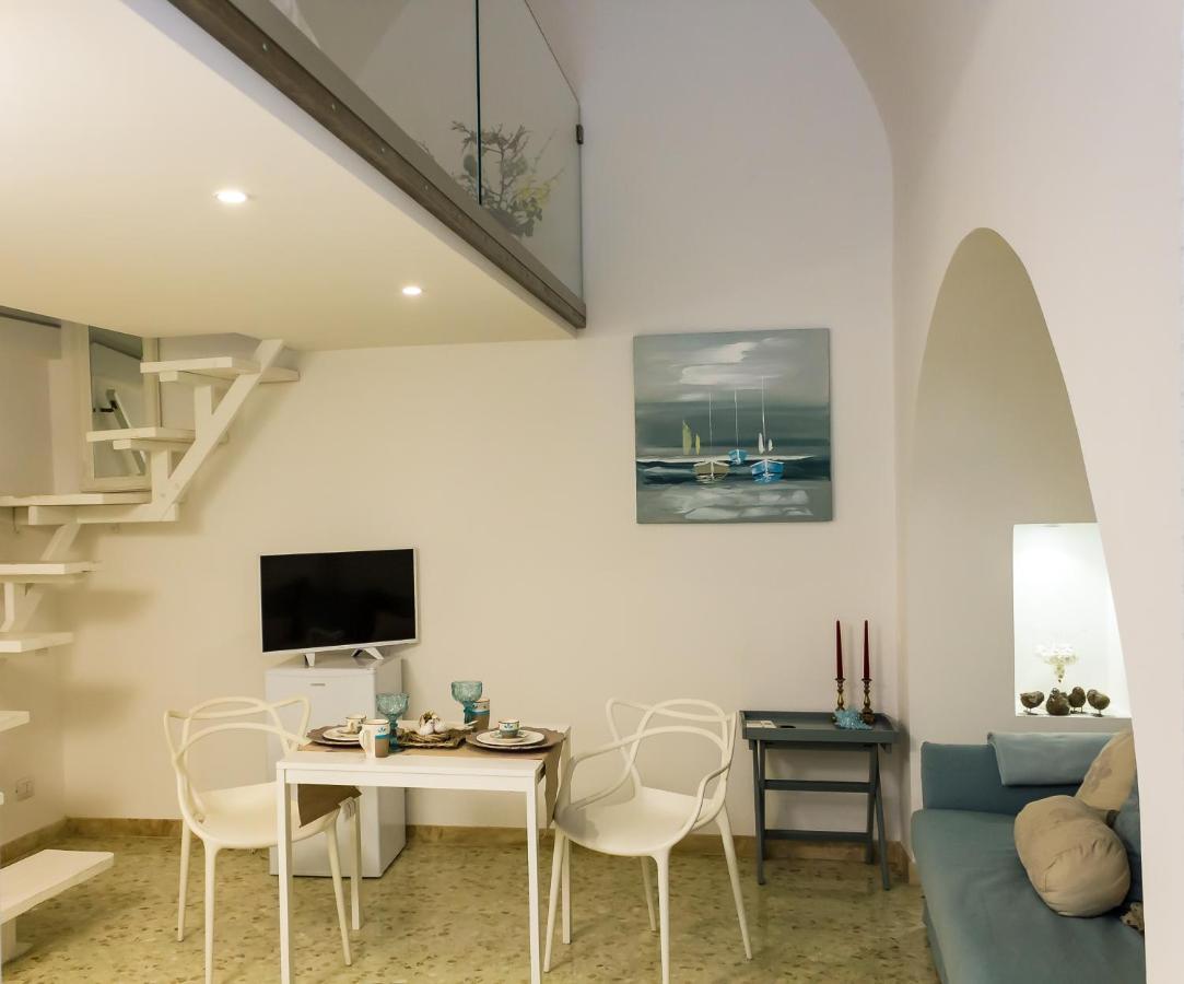 La Rosa Del Corso Apartment ฟาซาโน ภายนอก รูปภาพ